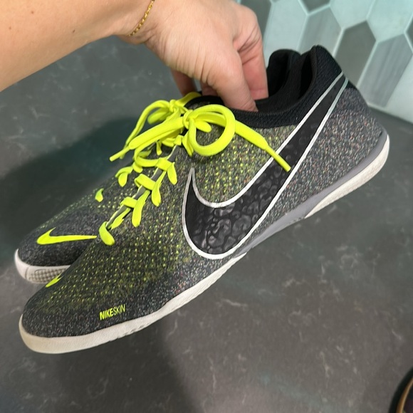 Nike skin size 8 - Picture 4 of 7